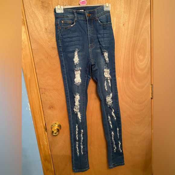 Fashion Nova Distressed Blue Jeans - Picture 6 of 12